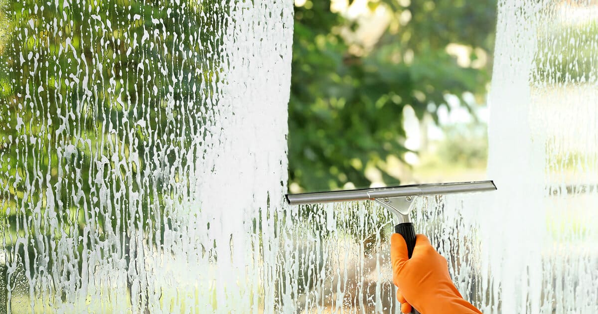 Cucian Tingkap Bangunan Tinggi